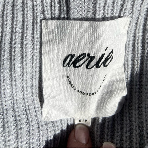 Aerie Light Gray Women's Crew Neck Knit Sweater - Picture 2 of 4